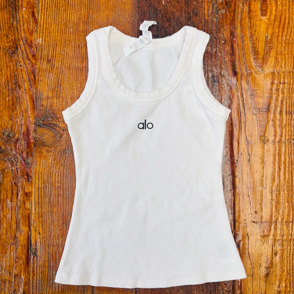 ALO Yoga White Ribbed Scoop Neck Tank